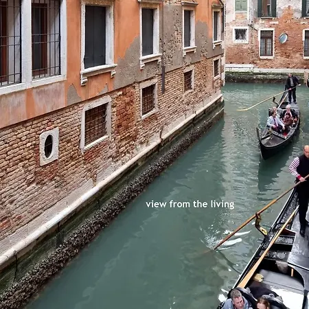 Spiral~canal~view Appartement